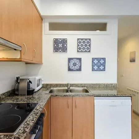 Flateli Lorenzana 17 *