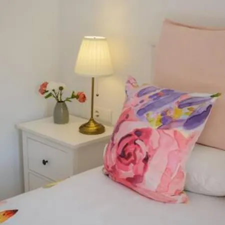 Flateli Lorenzana 17 * Girona